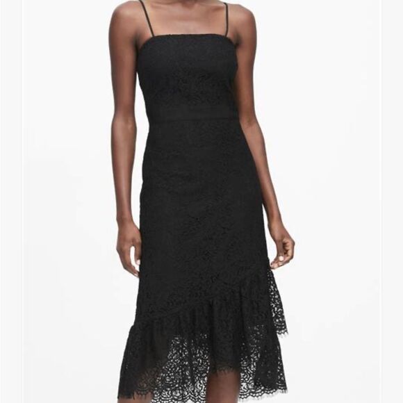 NWOT Banana Republic Black Lace Dress with Ruffle Sz 4